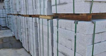 烟台芝麻白路牙石，路侧石