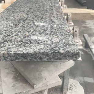 烟台芝麻白楼梯踏步 芙蓉白