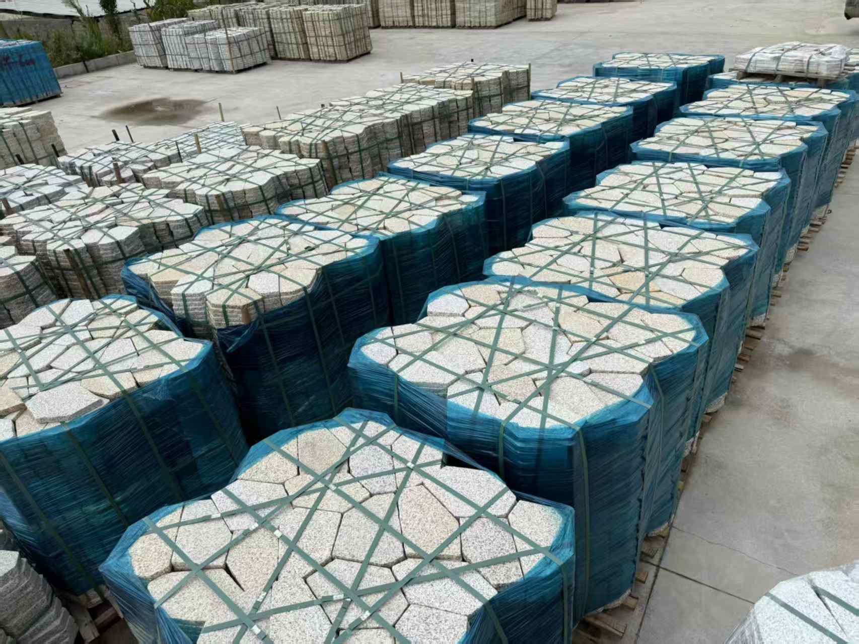 烟台黄金麻冰裂纹 碎拼
