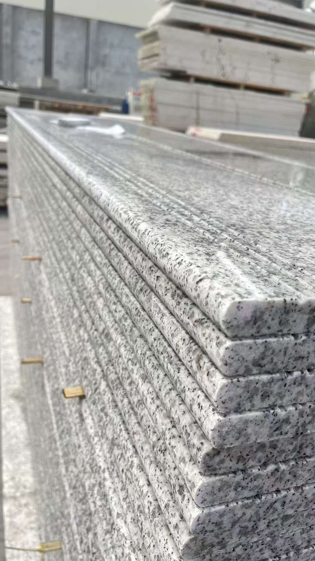 烟台芝麻白楼梯踏步 花岗岩楼梯板材