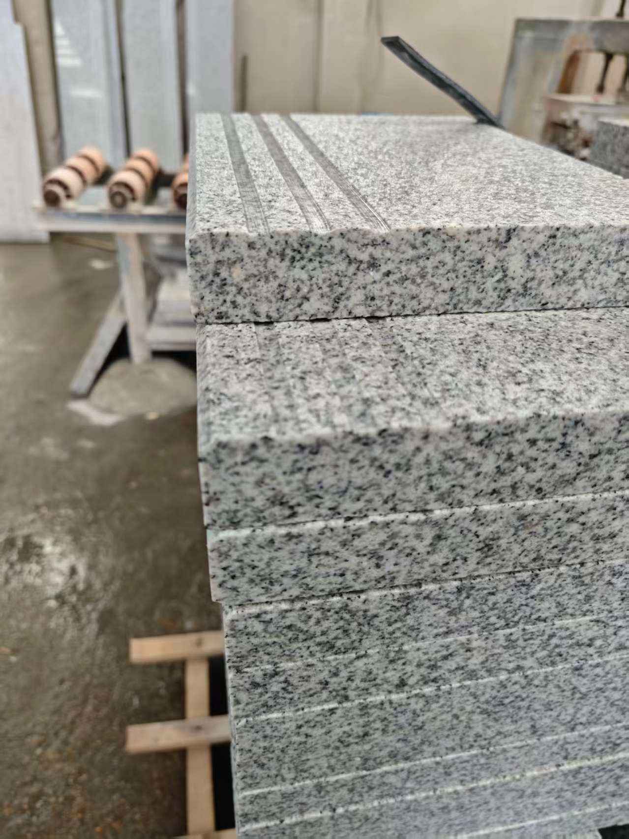 烟台芝麻白楼梯踏步